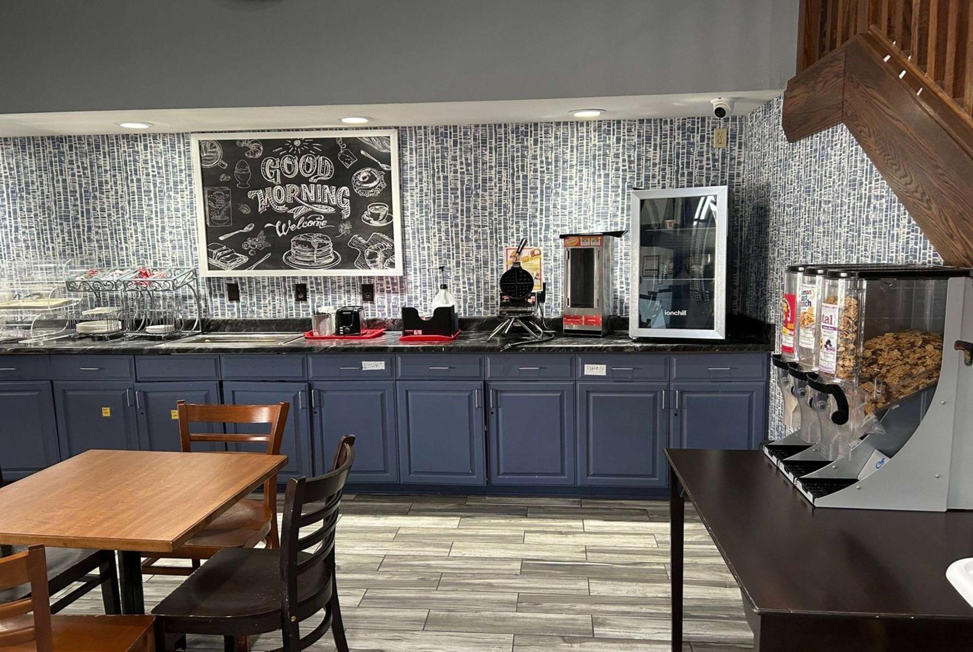 Ottumwa 奥塔姆瓦阿梅莉旅馆酒店 外观 照片